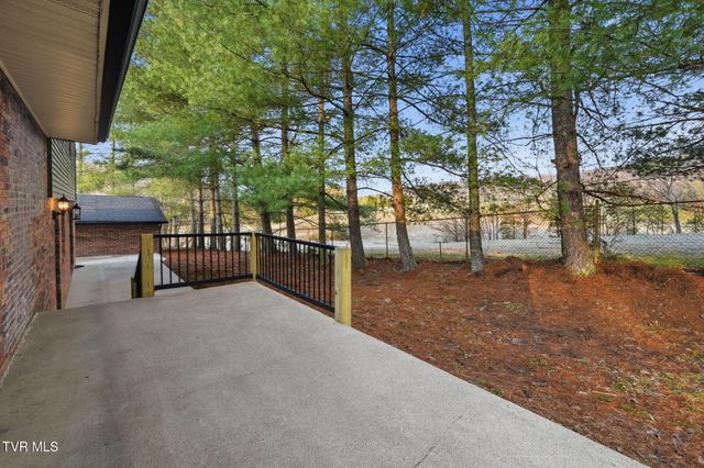 4030 Reservoir Road, Kingsport, TN 37660