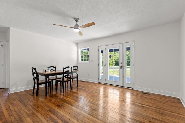 5 E Wotring Street, Rossville, GA 30741