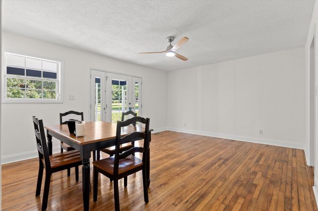 5 E Wotring Street, Rossville, GA 30741