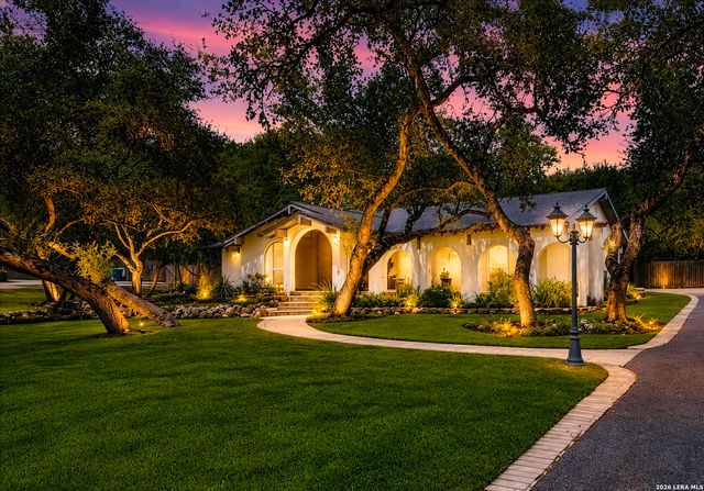 109 HONEY BEE LN, Shavano Park, TX 78231