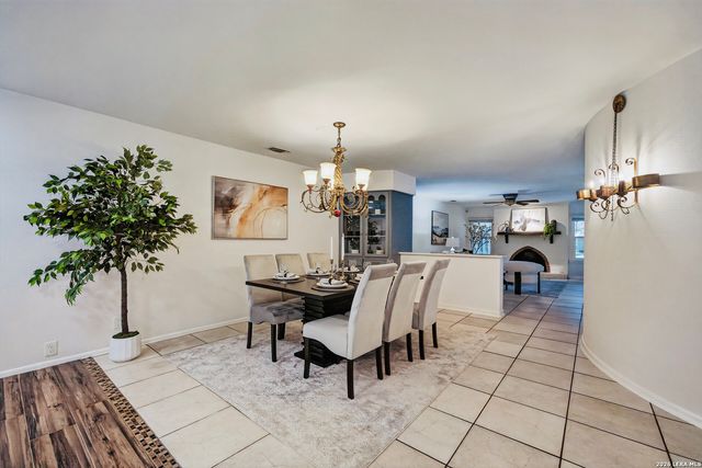 109 HONEY BEE LN, Shavano Park, TX 78231