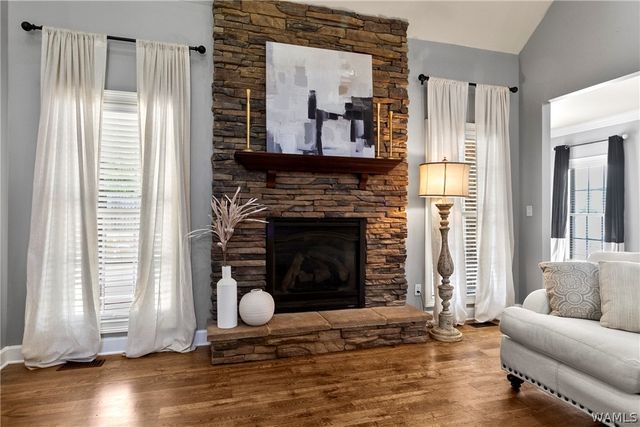 13763 Brandon James Ave, Northport, AL 35475
