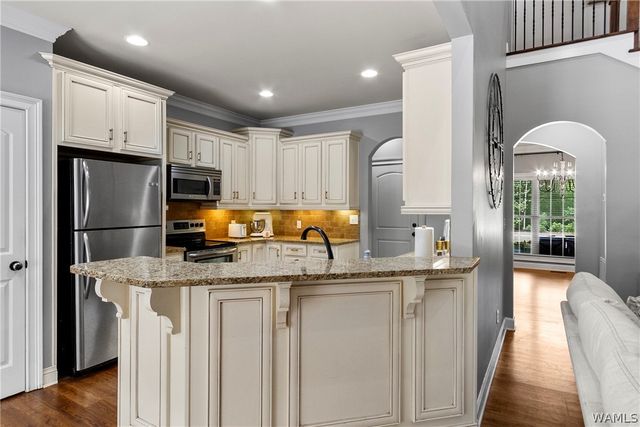 13763 Brandon James Ave, Northport, AL 35475