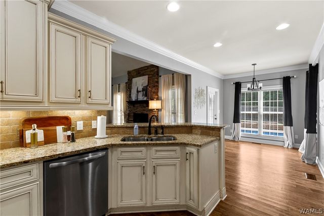 13763 Brandon James Ave, Northport, AL 35475