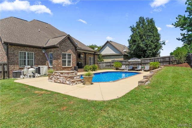 13763 Brandon James Ave, Northport, AL 35475