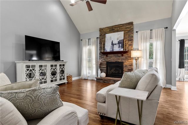 13763 Brandon James Ave, Northport, AL 35475