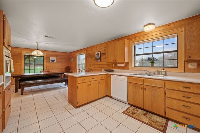 5200 Ledge Road, Temple, TX 76502