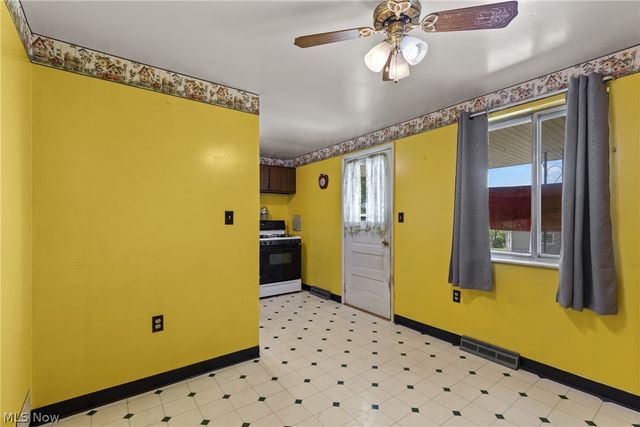263 Walker Manor Circle, Colliers, WV 26062