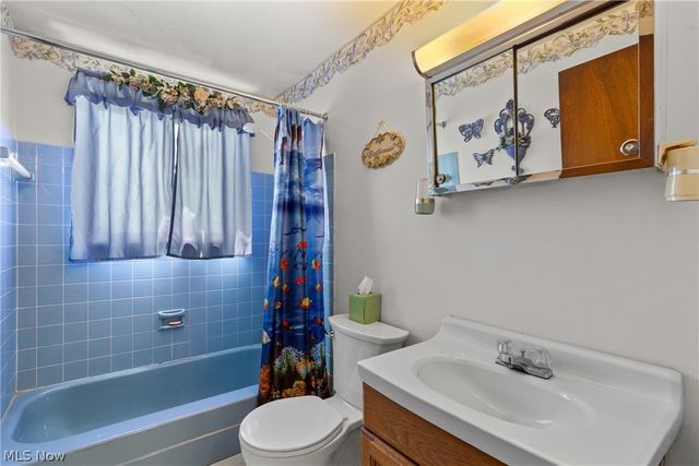 263 Walker Manor Circle, Colliers, WV 26062
