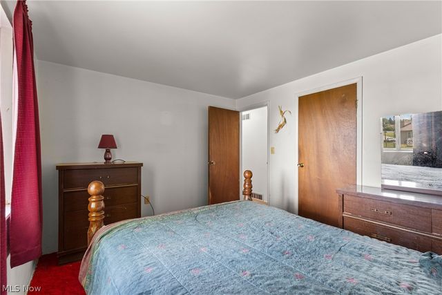 263 Walker Manor Circle, Colliers, WV 26062