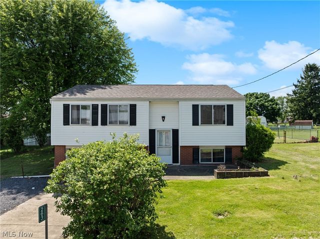 263 Walker Manor Circle, Colliers, WV 26062