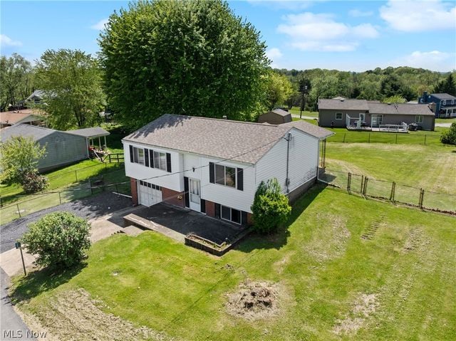 263 Walker Manor Circle, Colliers, WV 26062