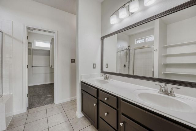 420 Manchester LN, Austin, TX 78737