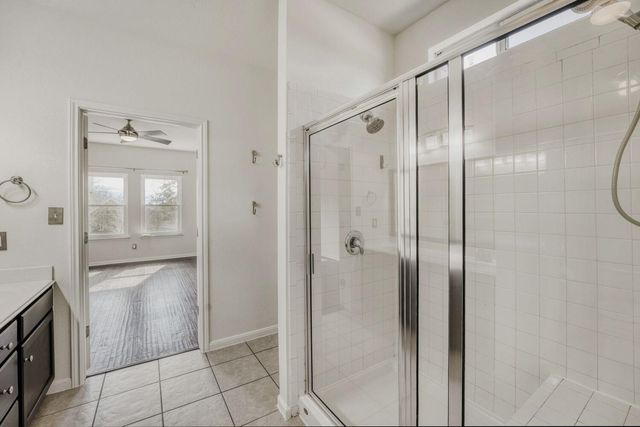 420 Manchester LN, Austin, TX 78737