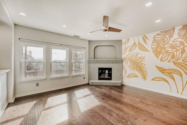 420 Manchester LN, Austin, TX 78737