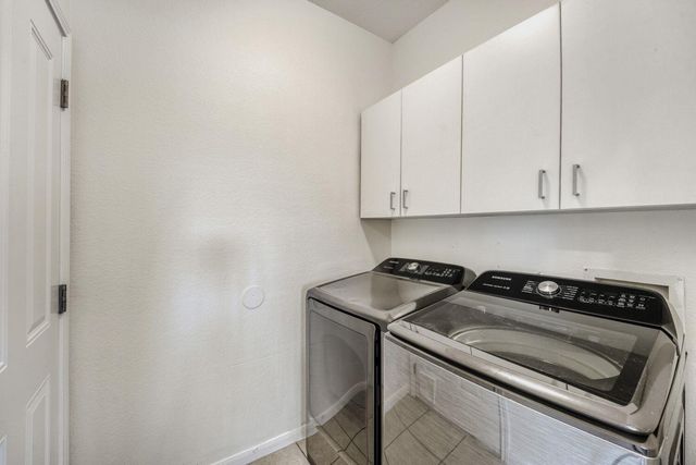 420 Manchester LN, Austin, TX 78737