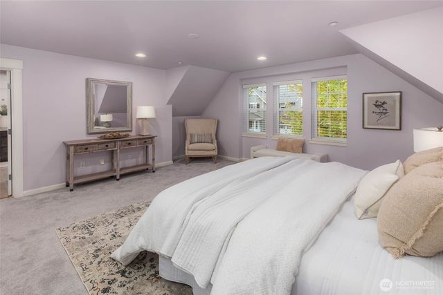17019 NE 118th Way, Redmond, WA 98052