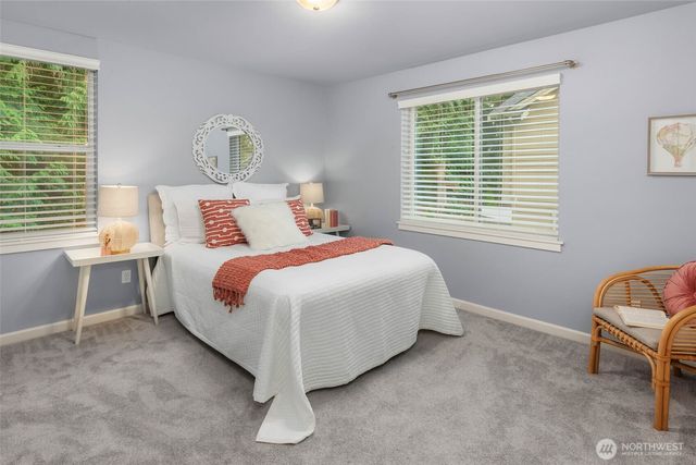 17019 NE 118th Way, Redmond, WA 98052
