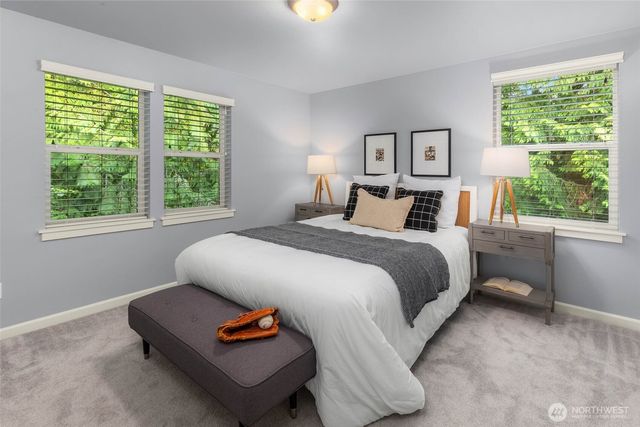 17019 NE 118th Way, Redmond, WA 98052