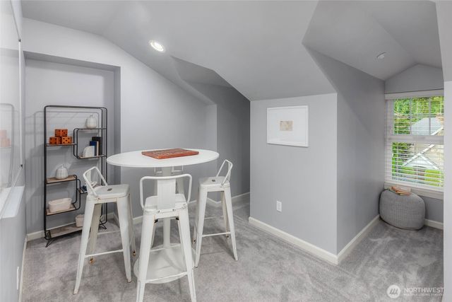 17019 NE 118th Way, Redmond, WA 98052