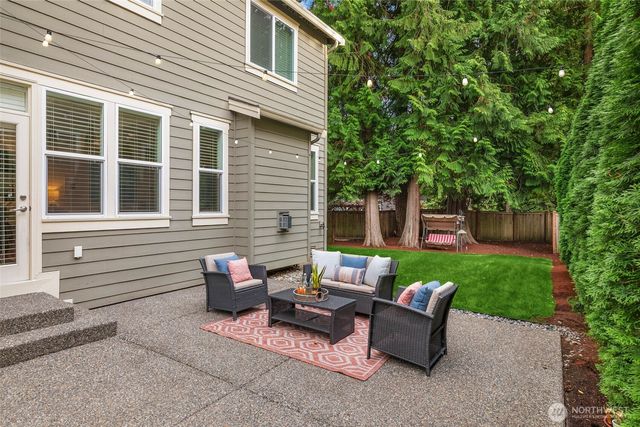 17019 NE 118th Way, Redmond, WA 98052