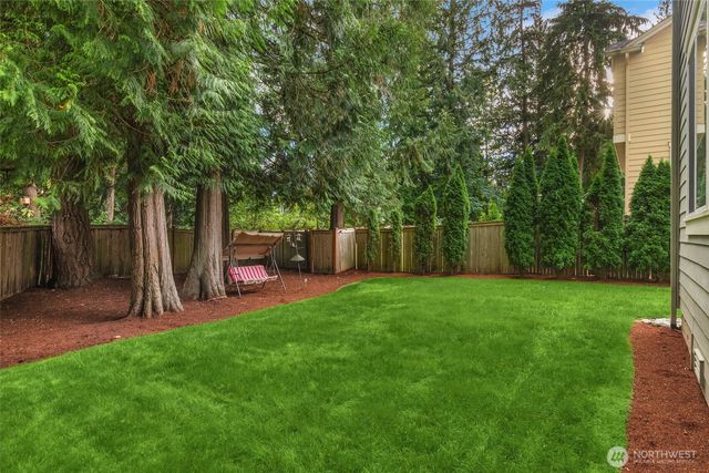 17019 NE 118th Way, Redmond, WA 98052