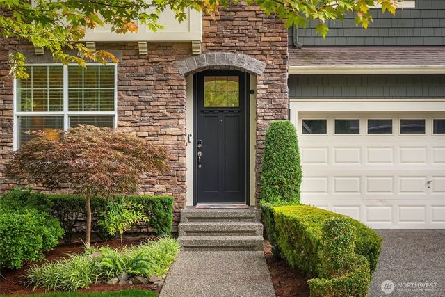 17019 NE 118th Way, Redmond, WA 98052