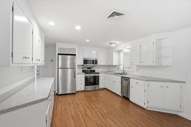 1697 S 5TH AVE, Lebanon, PA 17042
