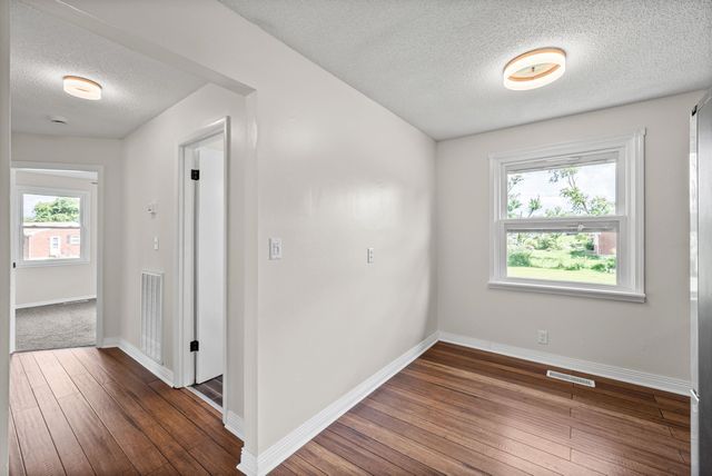 500 Britton Springs Rd, Clarksville, TN 37042