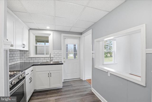 1630 LAMPETER RD, Lancaster, PA 17602