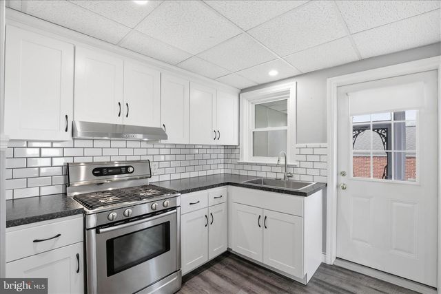 1630 LAMPETER RD, Lancaster, PA 17602