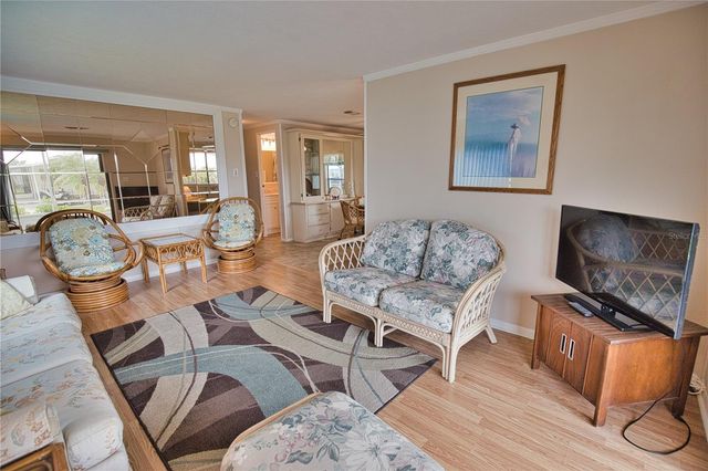 632 LA JOLLA CIRCLE, North Port, FL 34287