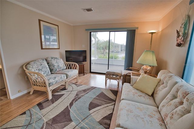 632 LA JOLLA CIRCLE, North Port, FL 34287