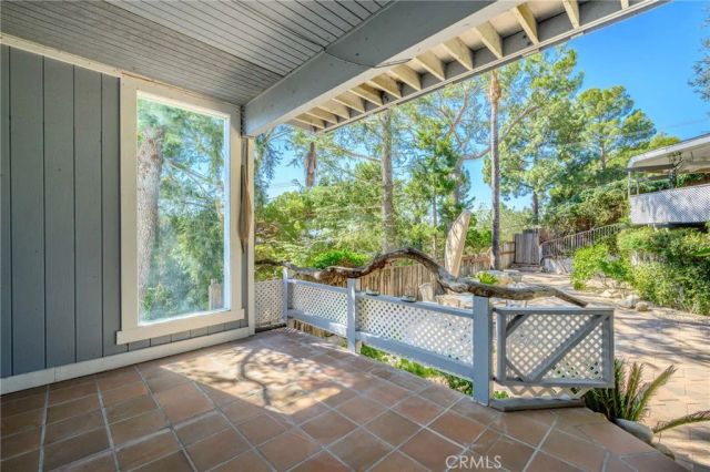 5809 Irving Avenue 2nd Fl, La Crescenta, CA 91214
