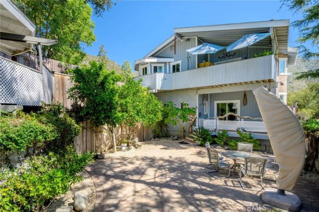 5809 Irving Avenue 2nd Fl, La Crescenta, CA 91214