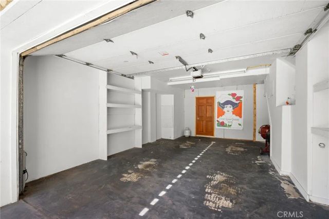 5809 Irving Avenue 2nd Fl, La Crescenta, CA 91214