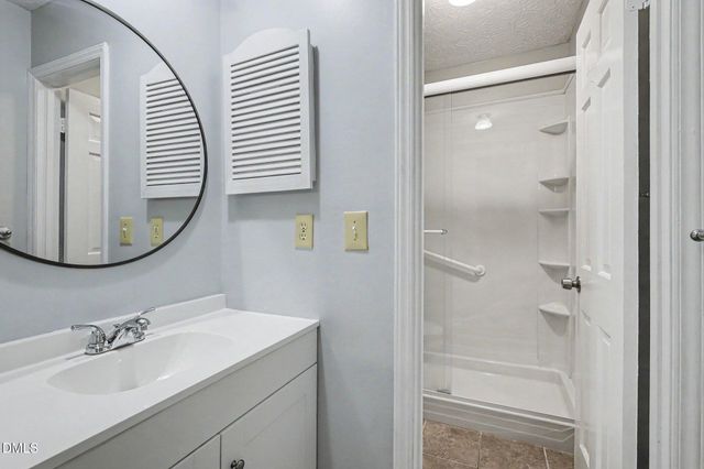 7123 Evanston Street, Fayetteville, NC 28314