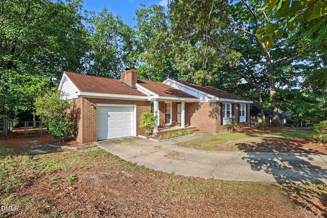 7123 Evanston Street, Fayetteville, NC 28314