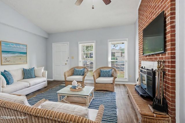 7123 Evanston Street, Fayetteville, NC 28314