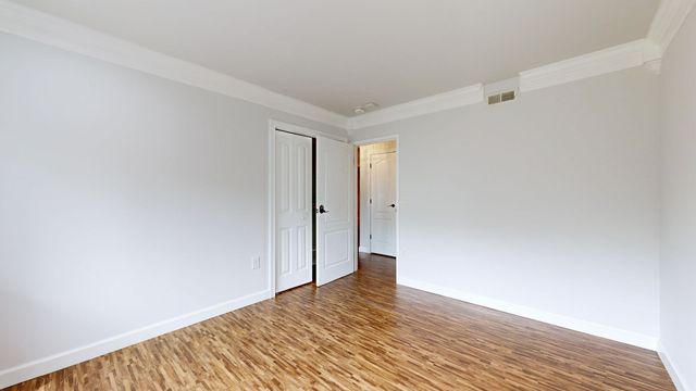 200 Sanders Ferry Rd Apt 2205, Hendersonville, TN 37075