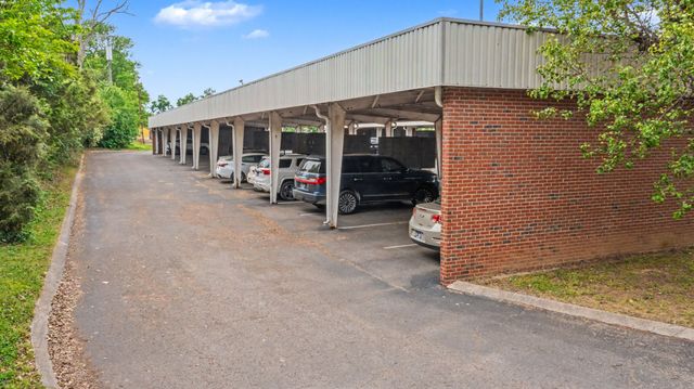 200 Sanders Ferry Rd Apt 2205, Hendersonville, TN 37075