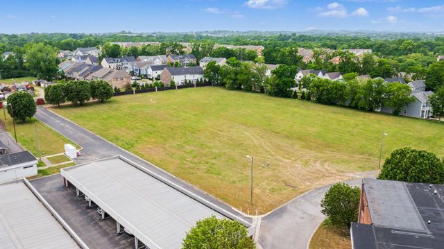 200 Sanders Ferry Rd Apt 2205, Hendersonville, TN 37075