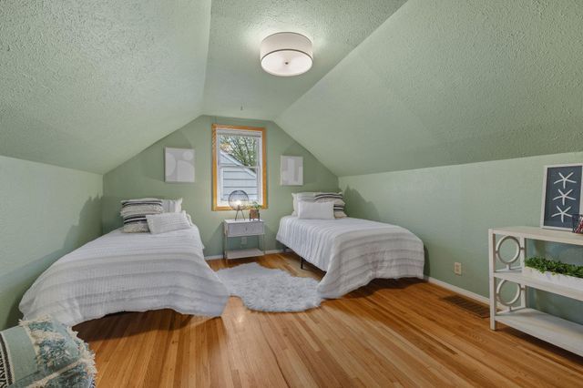 7515 Clinton Avenue, Richfield, MN 55423