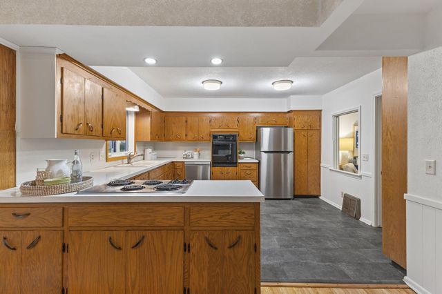 7515 Clinton Avenue, Richfield, MN 55423