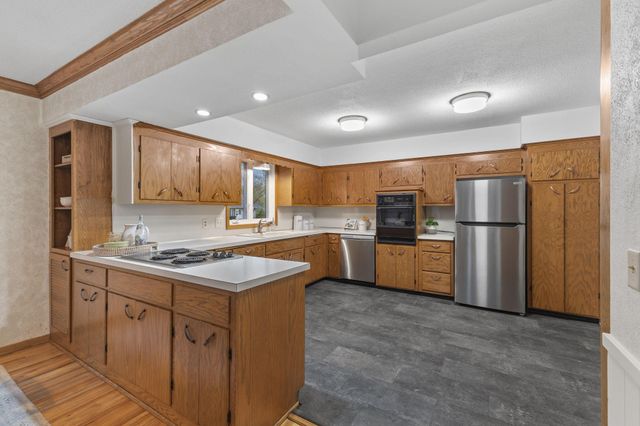 7515 Clinton Avenue, Richfield, MN 55423