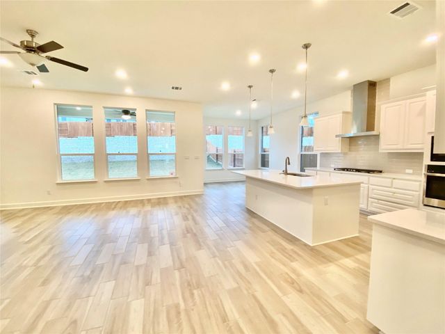 6009 Cimarron Ridge LN, Austin, TX 78738