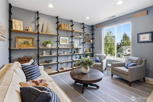 5726 Solana Lane NE, Bainbridge Island, WA 98110