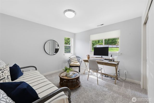 5726 Solana Lane NE, Bainbridge Island, WA 98110