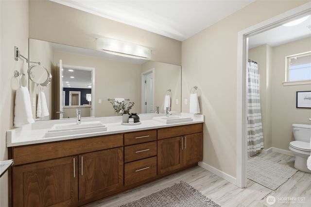 5726 Solana Lane NE, Bainbridge Island, WA 98110