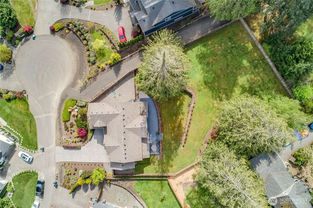 5726 Solana Lane NE, Bainbridge Island, WA 98110